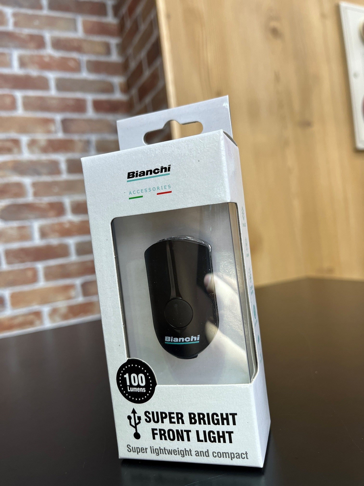 BIANCHI(ビアンキ) RECHERGEABLE フロント コンパクトライトC