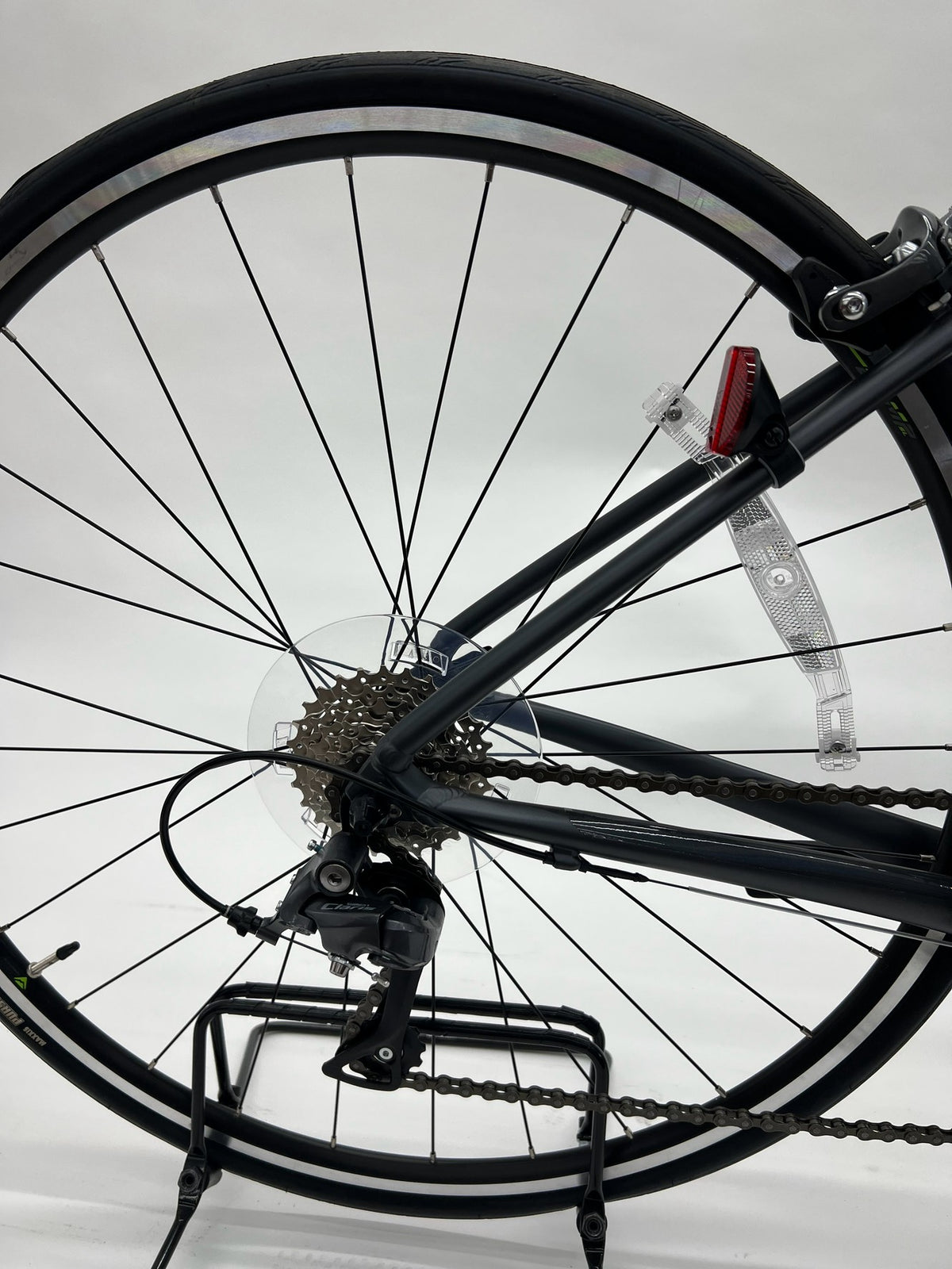 MERIDA SCULTURA RIM 100 SHIMANO CLARISと後輪
