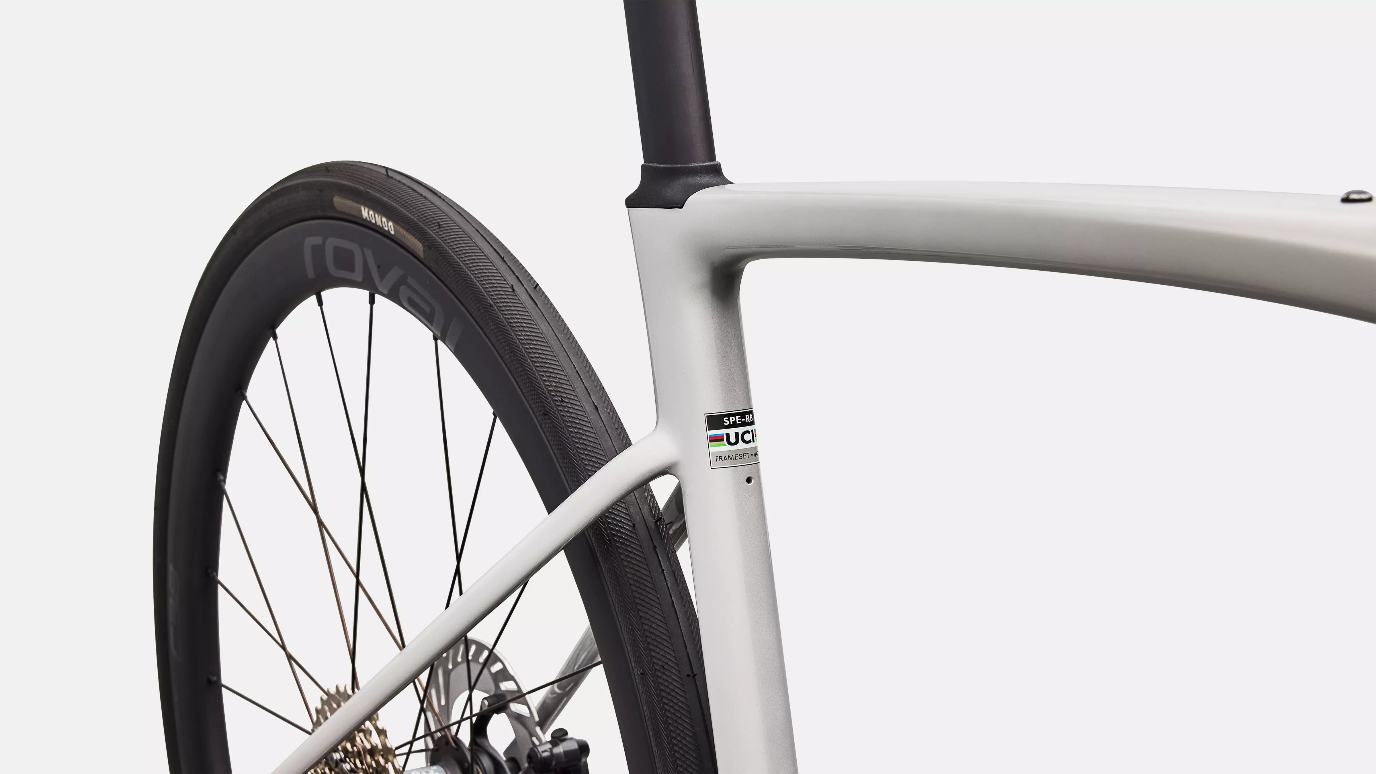 【実店舗専売品】SPECIALIZED(スペシャライズド) Roubaix SL8 Expert Shimano Ultegra Di2 ロードバイク