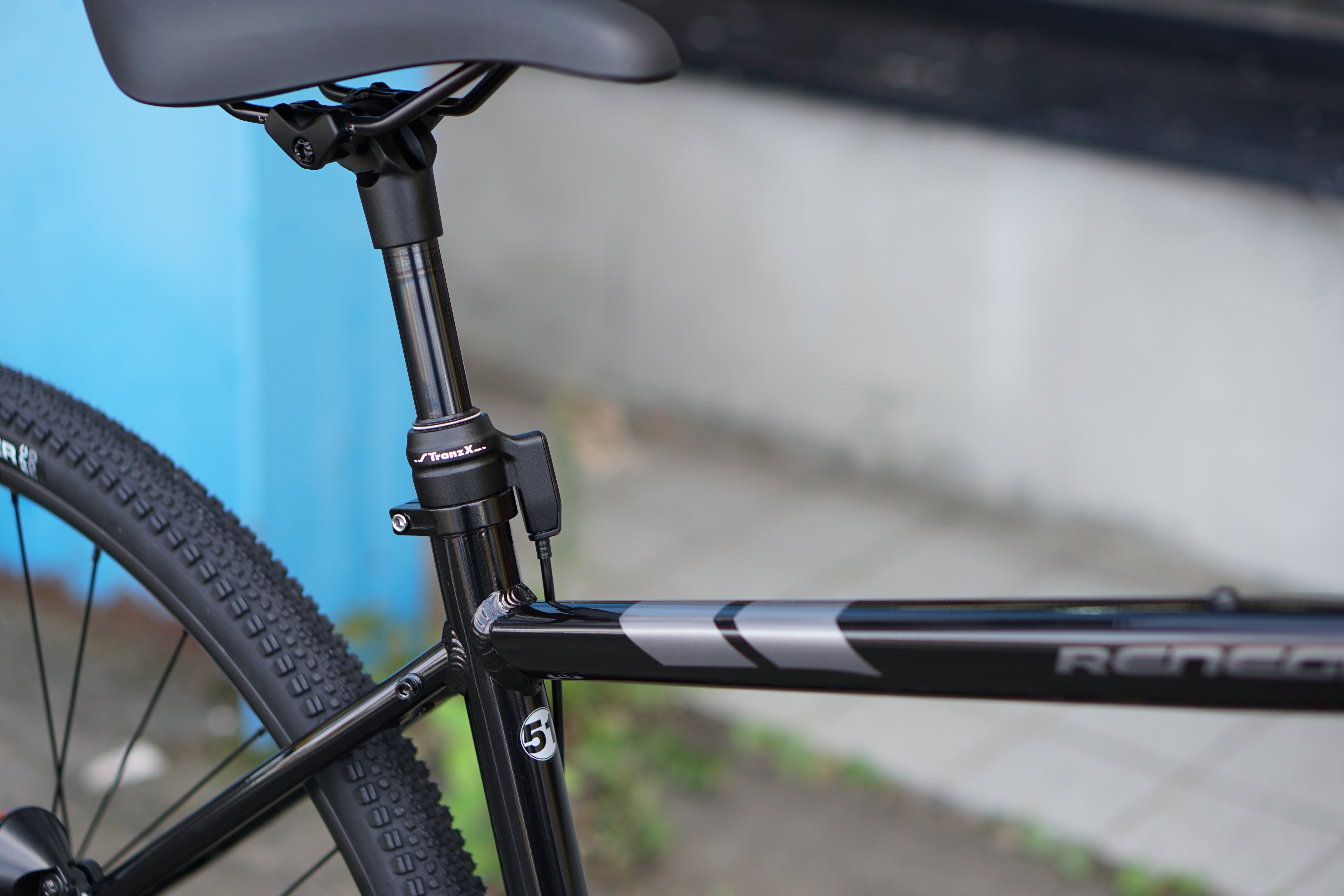 【ネット限定大特価】JAMIS(ジェイミス) RENEGADE A1(レネゲードA1)