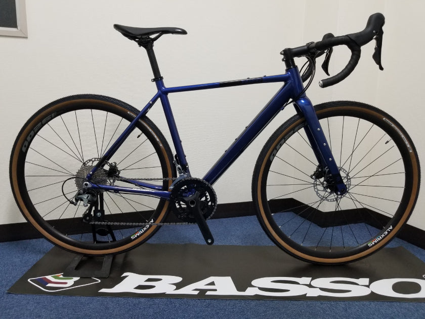 BASSO(バッソ) FANGO(ファンゴ) グラベルロードバイク