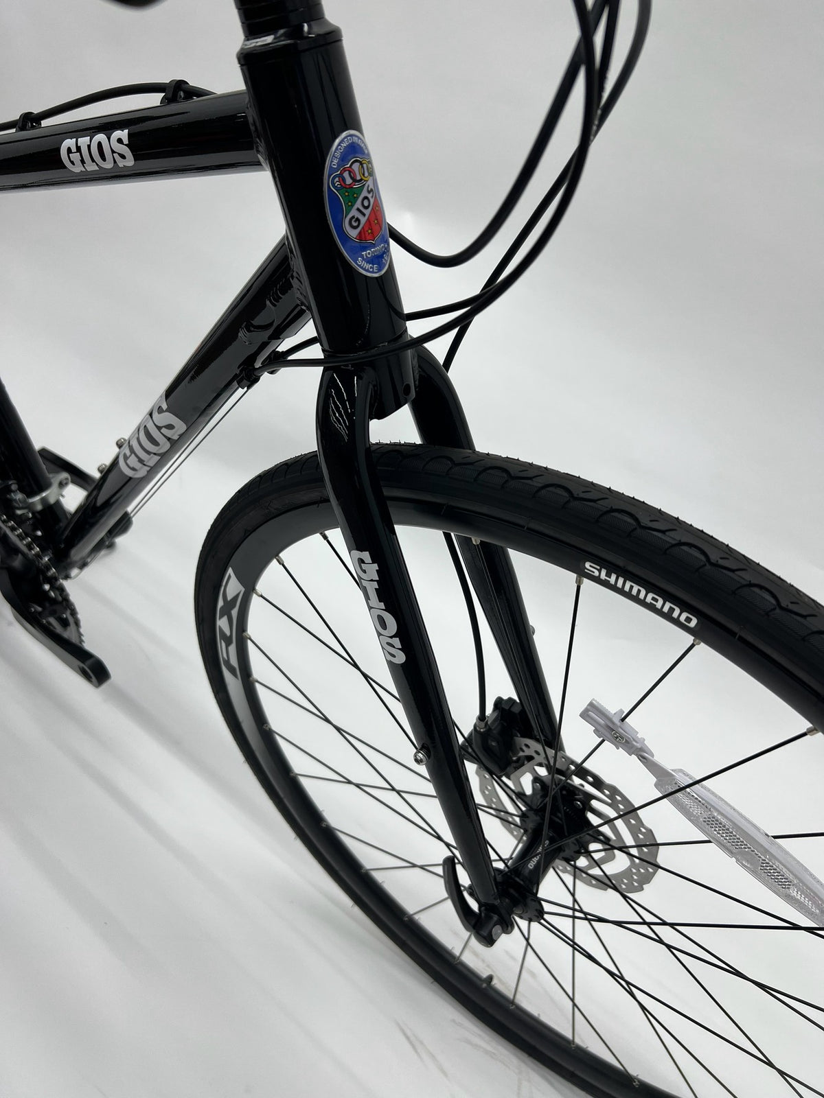 GIOS MISTRAL 前輪と油圧ディスクブレーキ