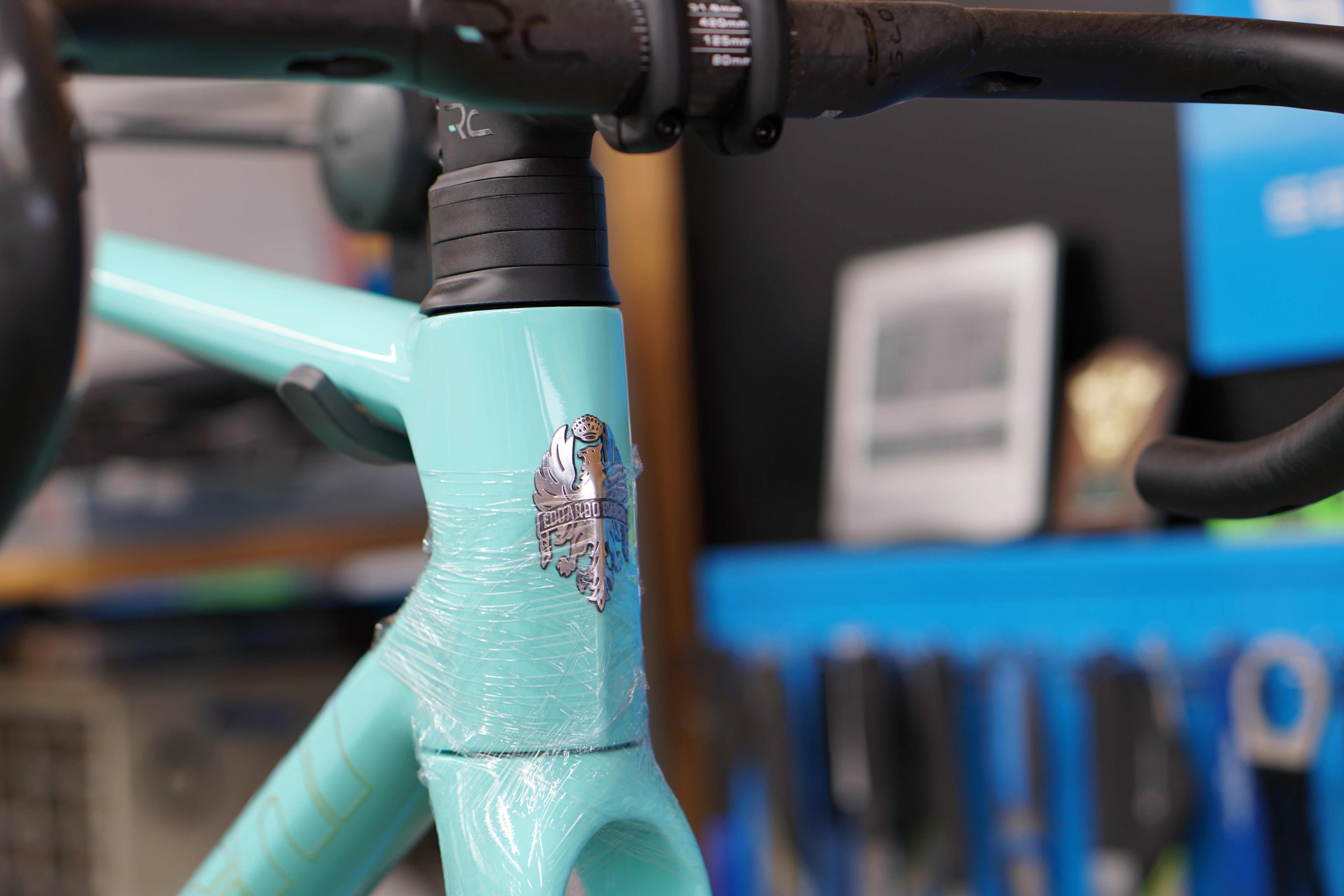 BIANCHI SPECIALISSIMA DISC 530mm フレームセット 2023