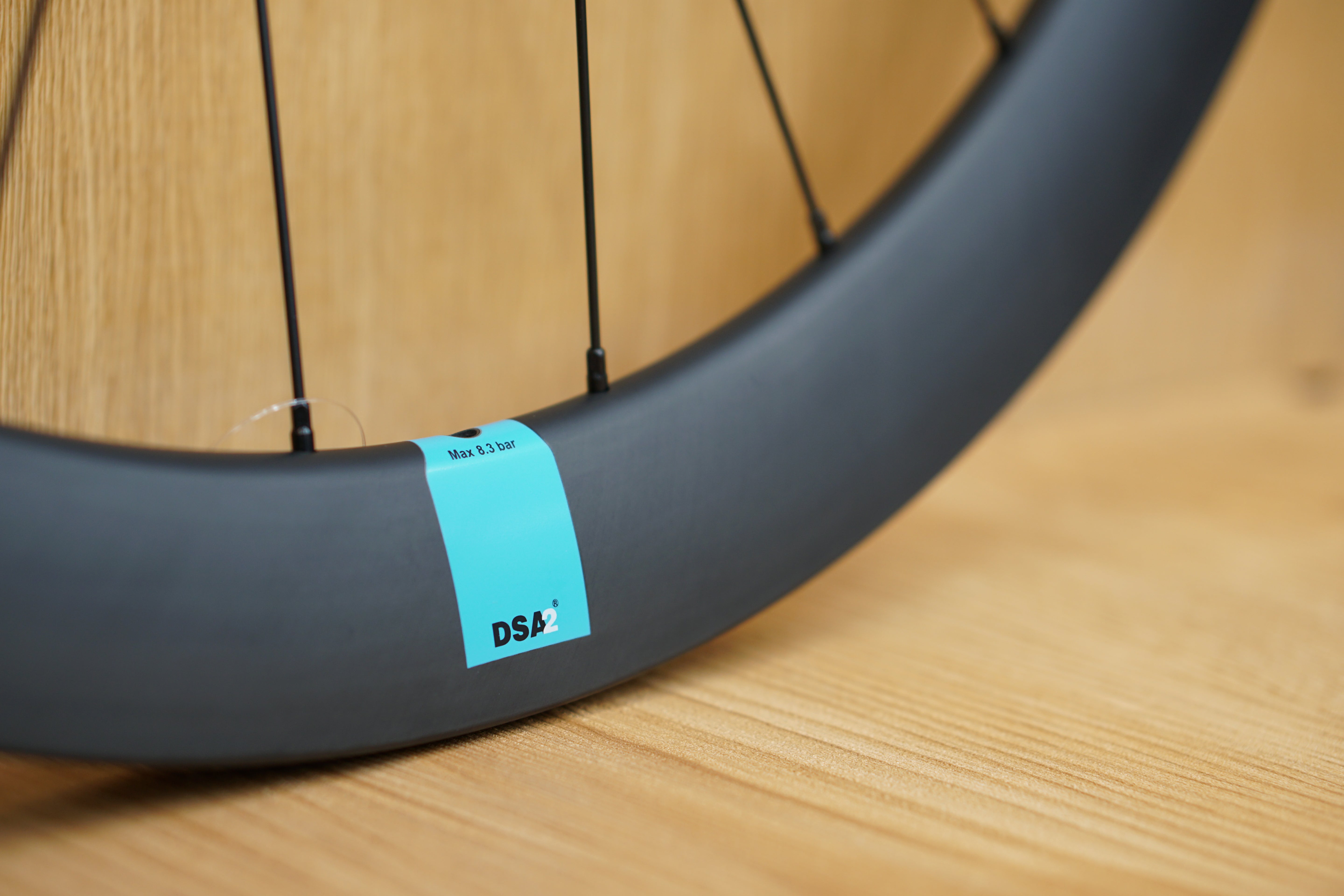 【カーボンホイールセット】COLE C50 セット