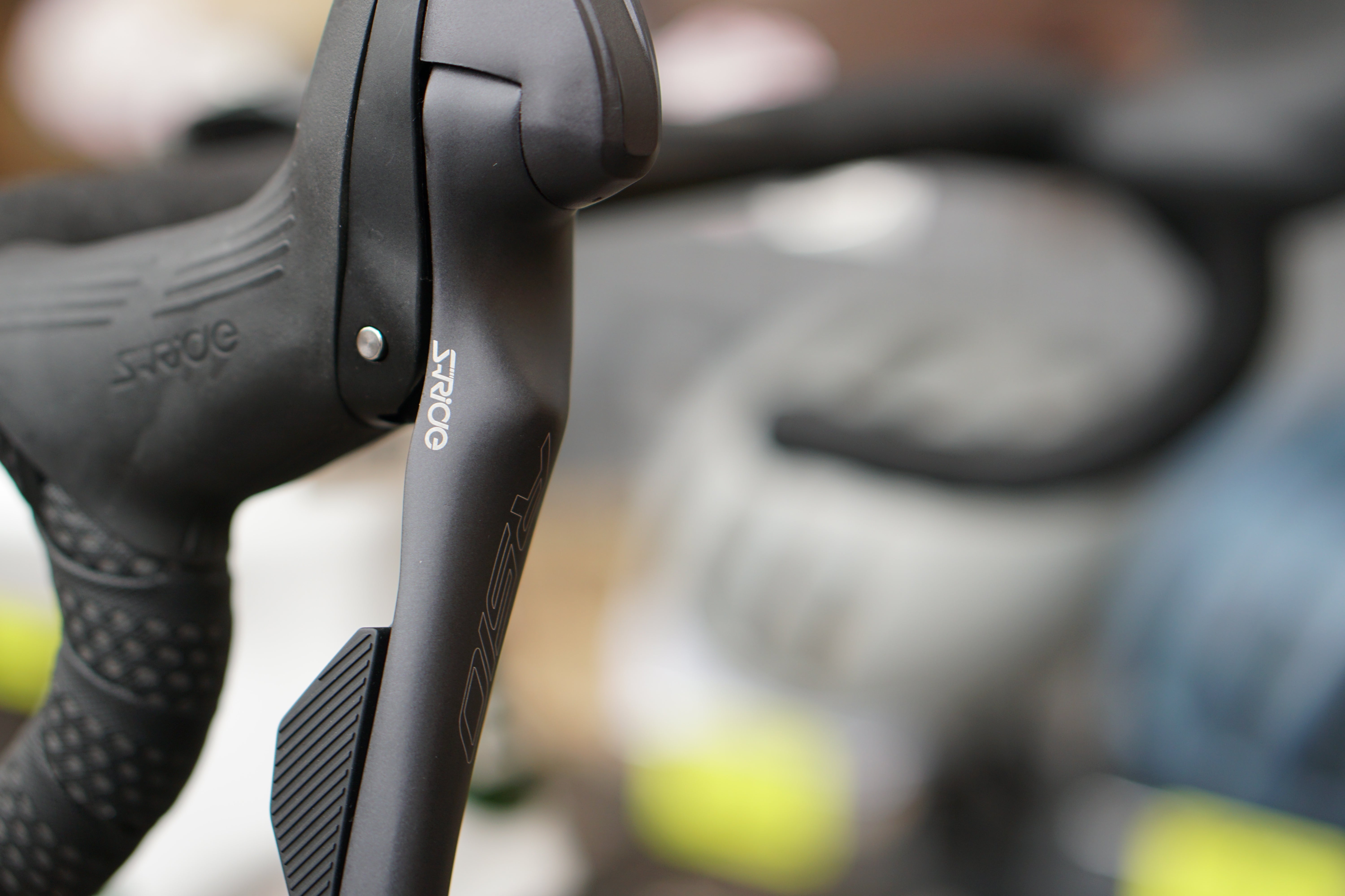 限定入荷】ROCKBROS【ロックブロス】 W3 ロードバイク