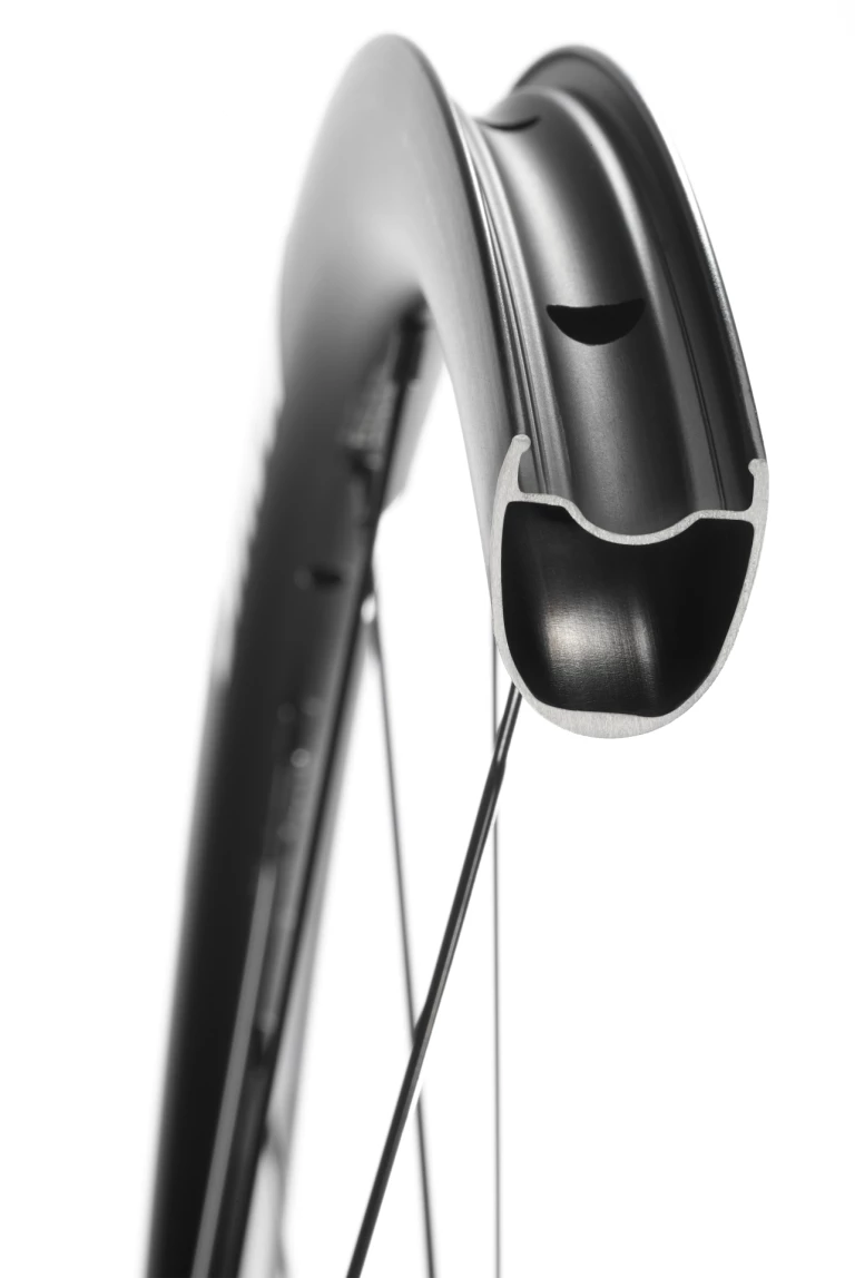 数量限定】MAVIC【マビック】 KSYRIUM 30フロント アルミホイール 数量限定】MAVIC【マビック】 KSYRIUM 30フロント アルミホイール